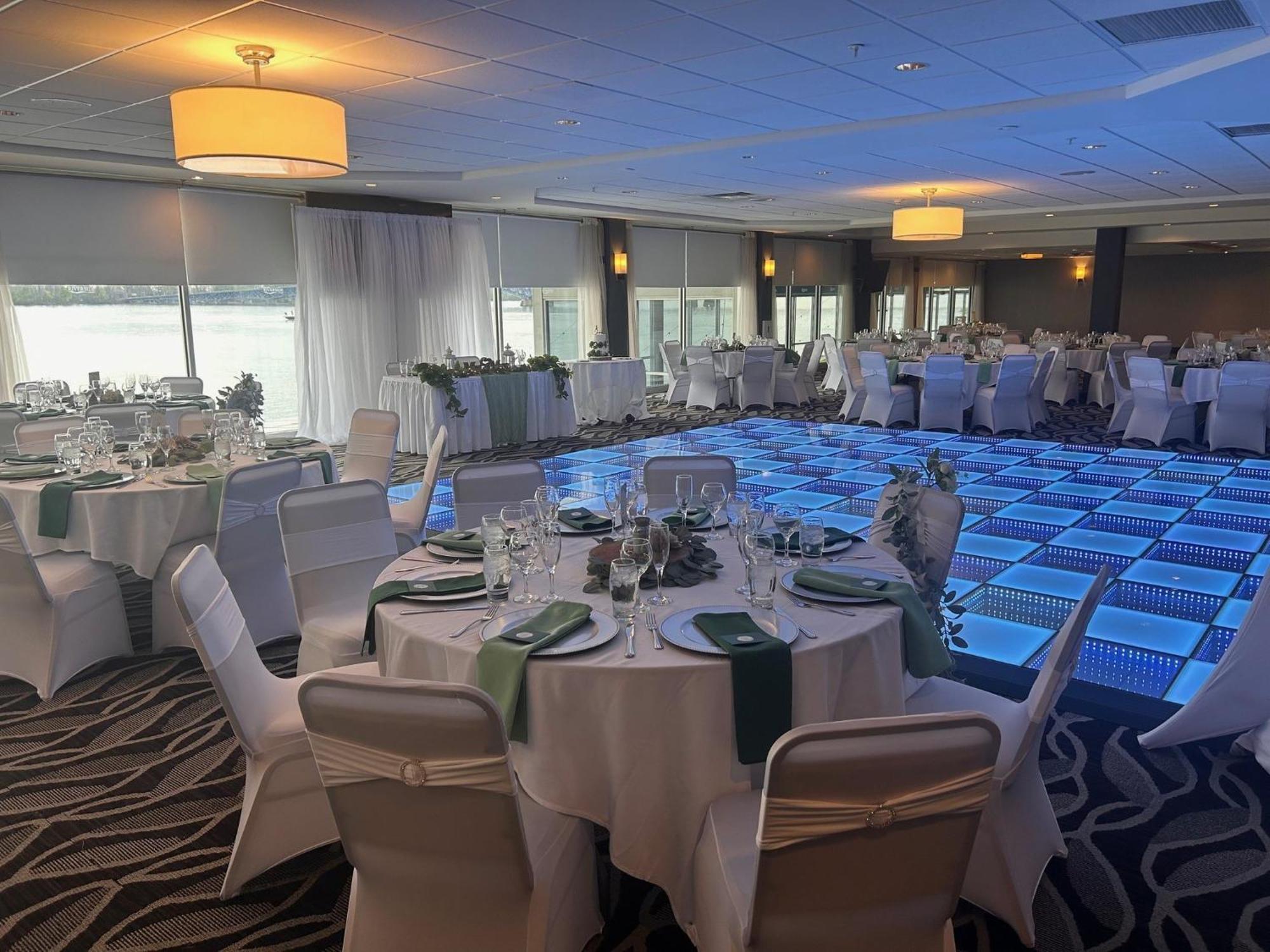 Crowne Plaza Niagara Falls Ny - Riverside By Ihg Extérieur photo
